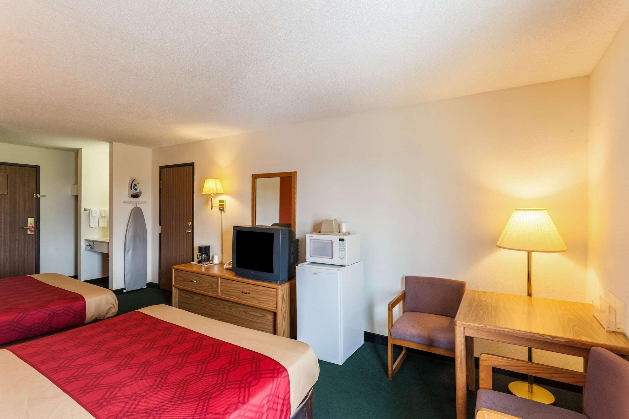 Econo Lodge Lincoln Exterior photo
