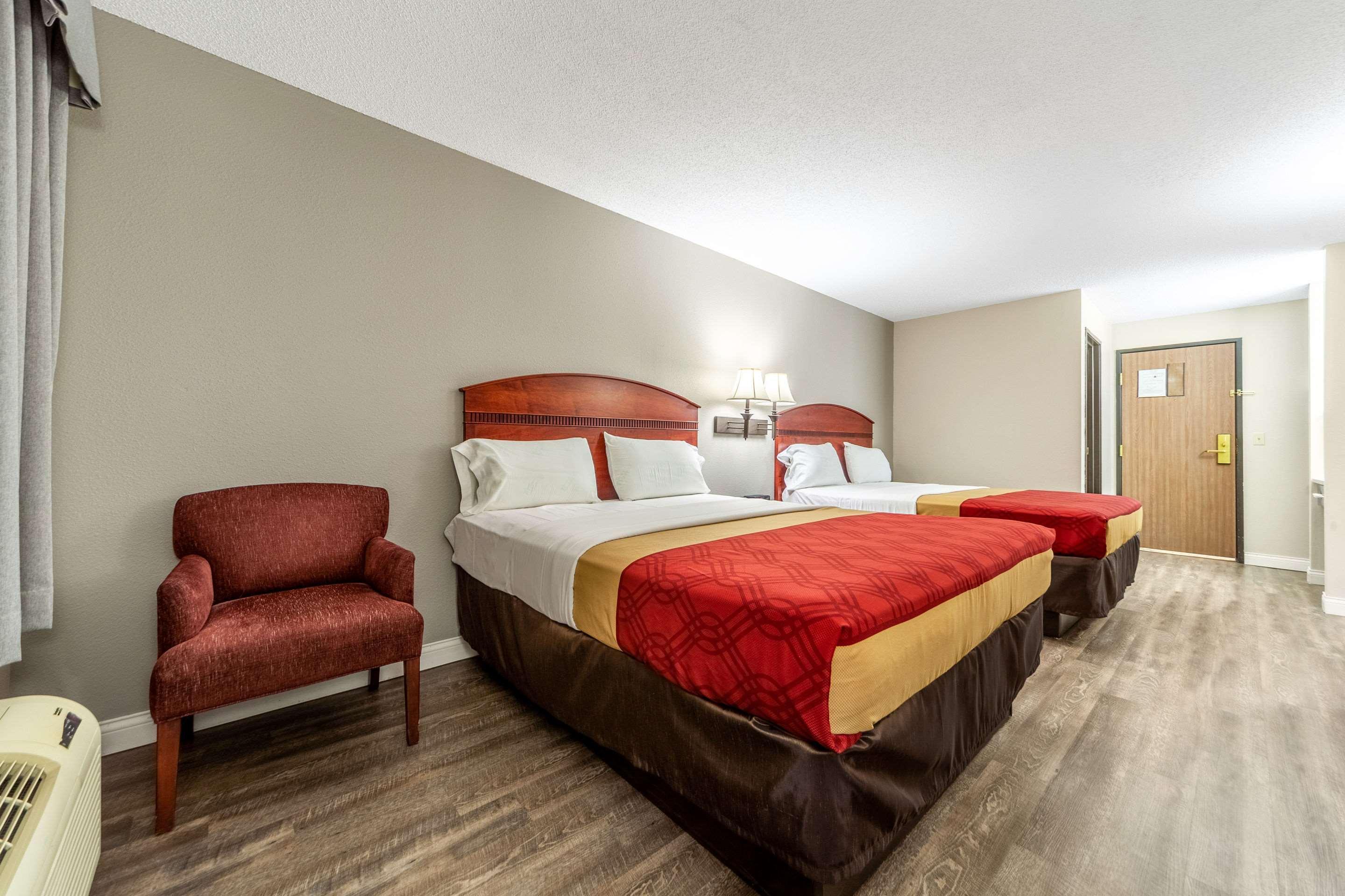 Econo Lodge Lincoln Exterior photo
