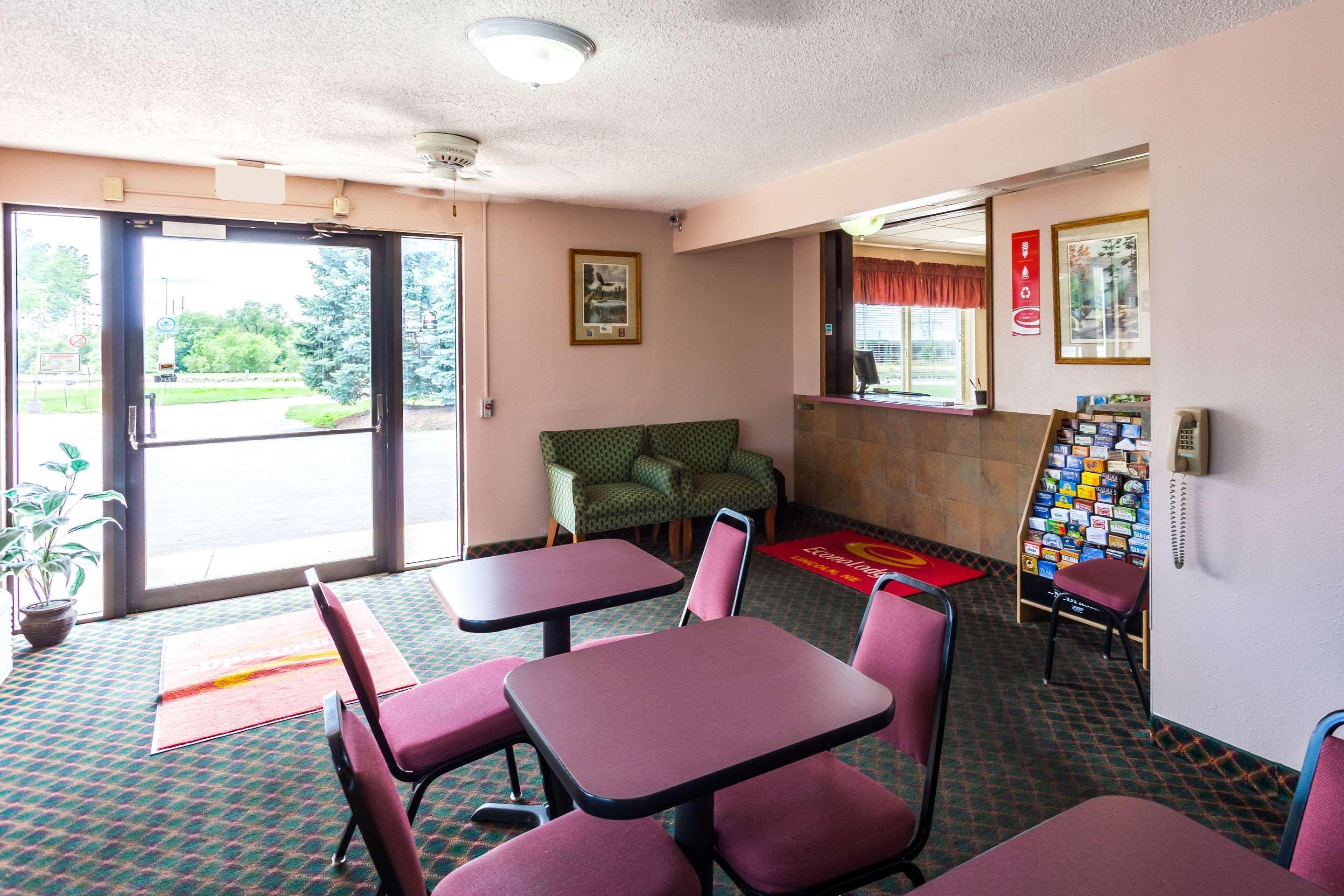 Econo Lodge Lincoln Exterior photo